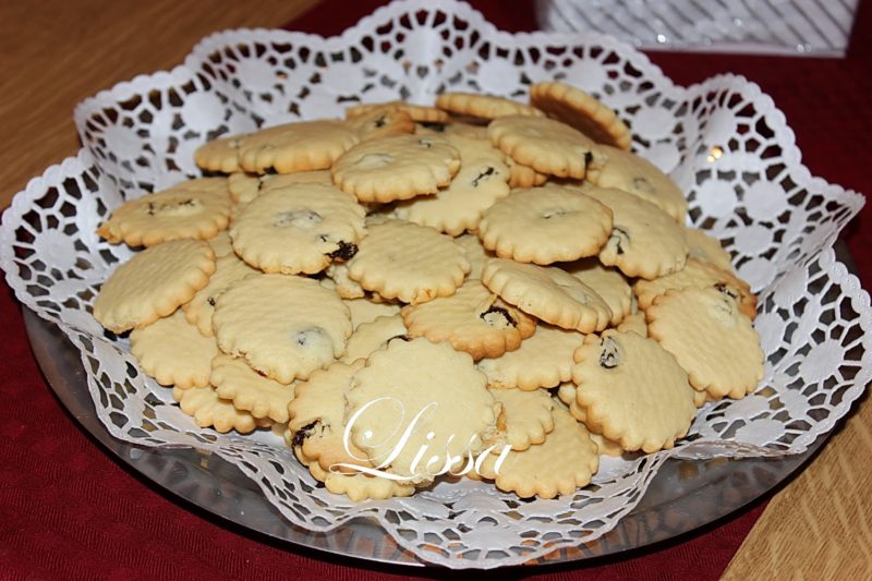 Biscuiți cu unt - Delicioși și fragezi de ți se topesc în gură!