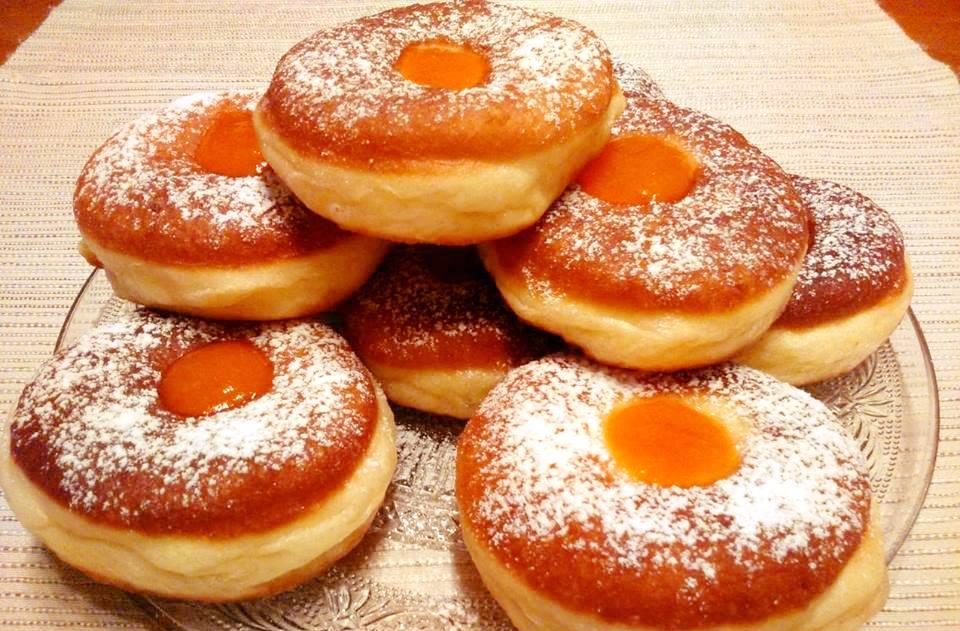 Gogoși pufoase de casă