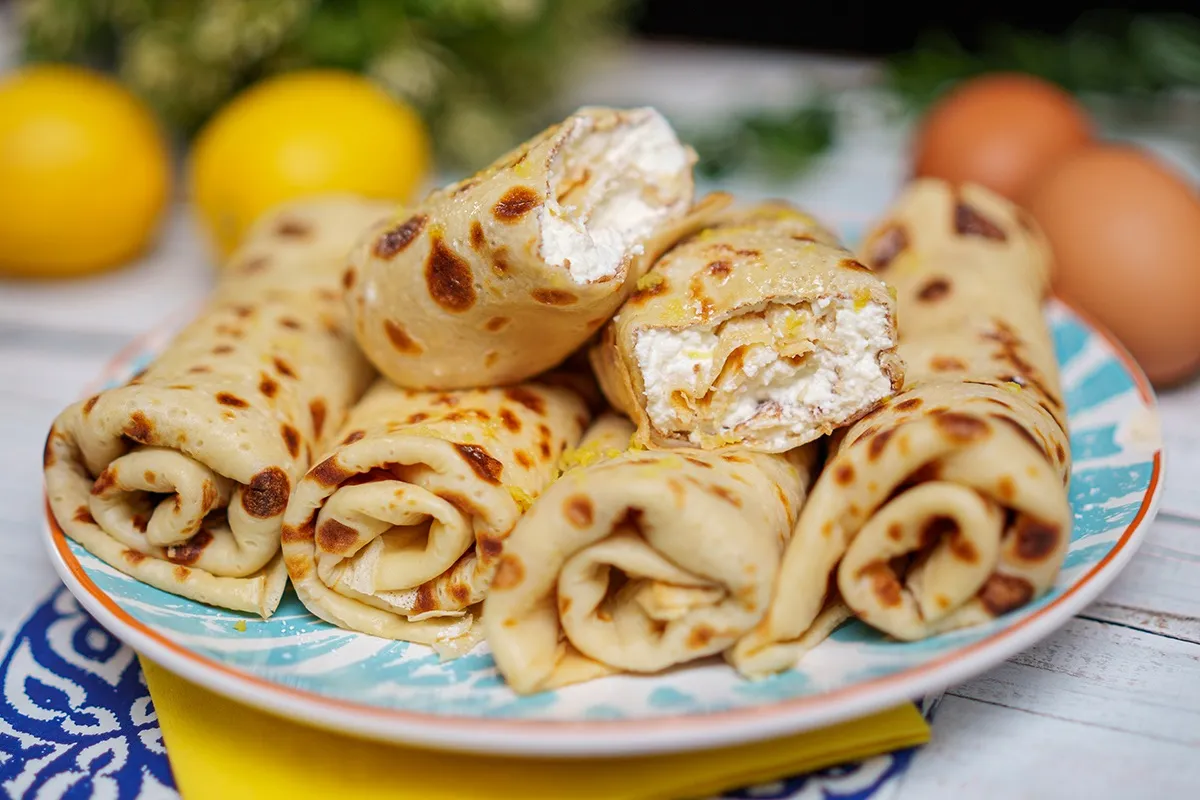 Clătite cu smântână și cremă de brânză - o plăcere nevinovată