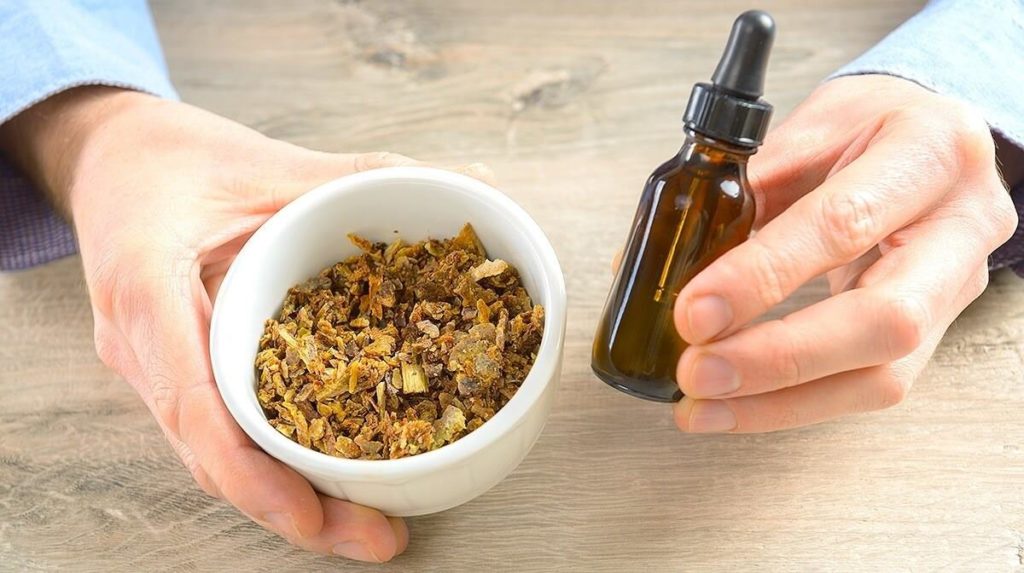 Tinctura de propolis - Ideală pentru paraziții intestinali. Fă o cură cu propolis pentru a te bucura de beneficii