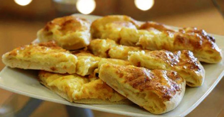 Khachapuri cu cașcaval - Rețetă simplă și rapidă. Iată cum se prepară