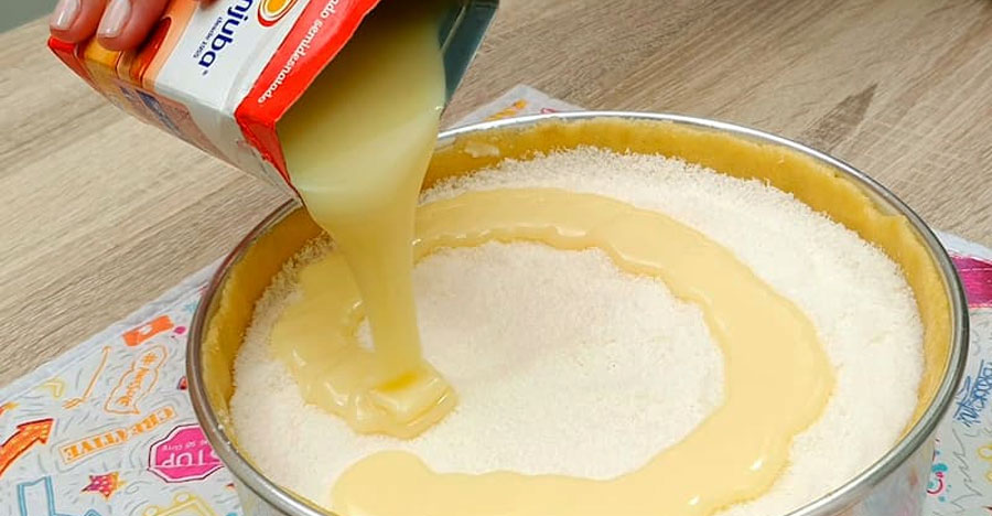 Plăcintă Cu Nucă De Cocos - Toată Lumea Adoră Acest Desert