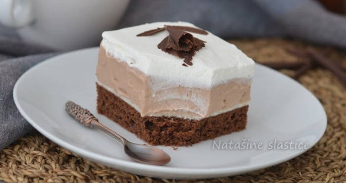 Prăjitură cu ciocolată și frișcă - un desert delicios și cremos ce merită încercat