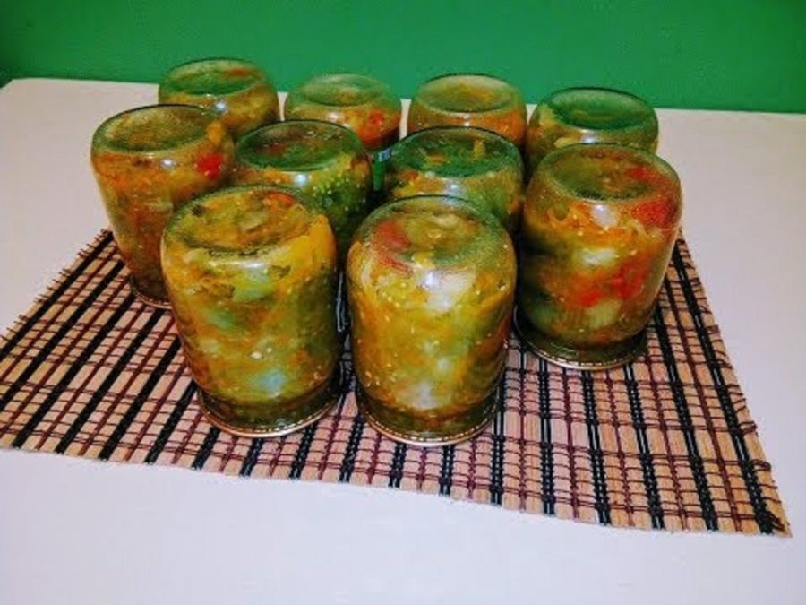 Salată de gogonele la borcan