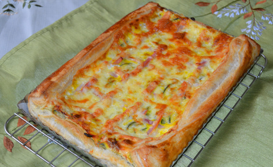 Tartă Aperitiv cu Dovlecei - Ce simplu e de făcut