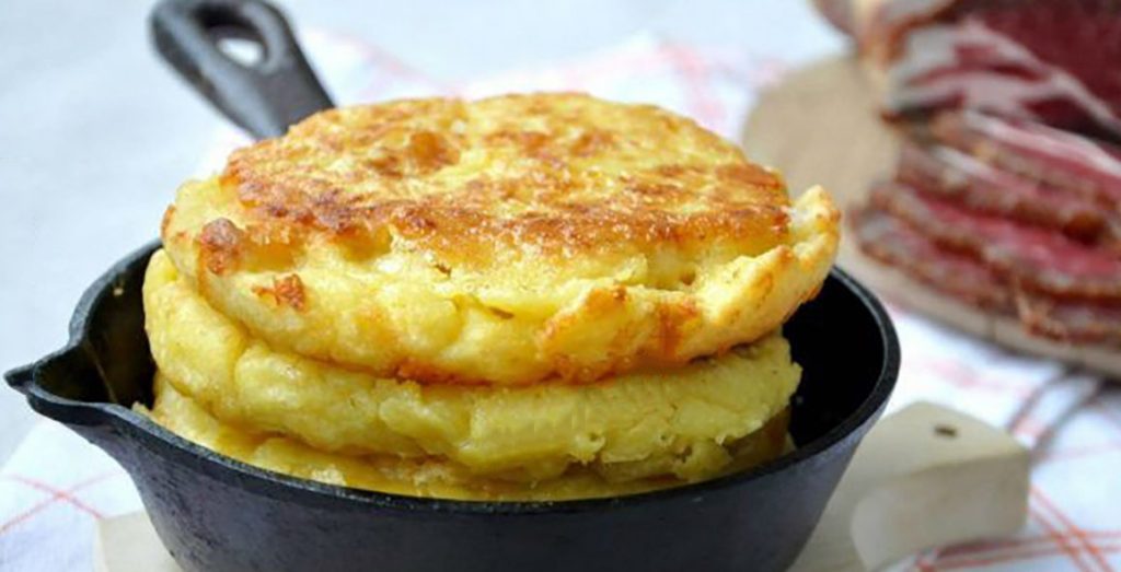 Turte cu porumb și cașcaval - O alternativă delicioasă pentru pâine