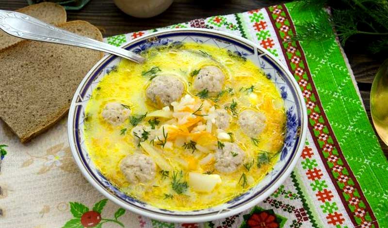 Borș de perișoare ca la mama acasă: eu așa îl fac mereu