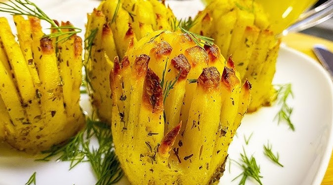 Cartofi fanțuzești - Un mod inedit de a prepara cartofii