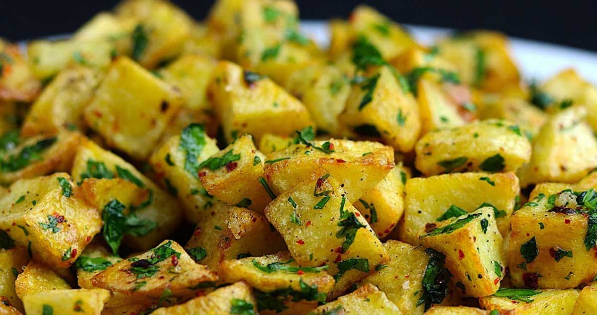 CARTOFI la Cuptor cu UNT și USTUROI - O rețetă absolut delicioasă