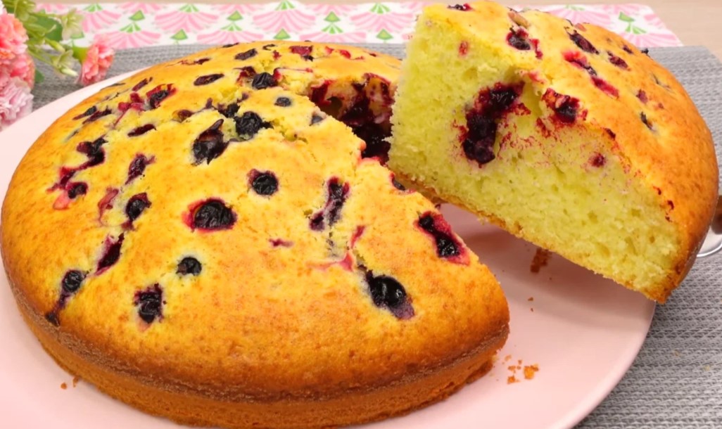 Chec rapid cu lapte și fructe de pădure