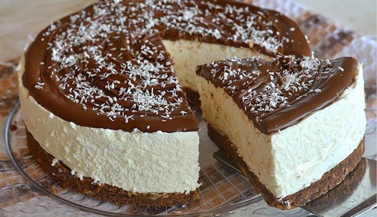 Cheesecake cu nucă de cocos și Nutella - un desert gustos