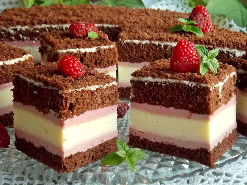 Cheesecake cu blat de cacao