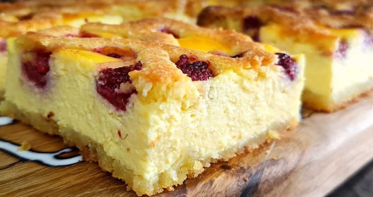 Cel mai fin cheesecake din lume: Ușor de preparat și incredibil de gustos
