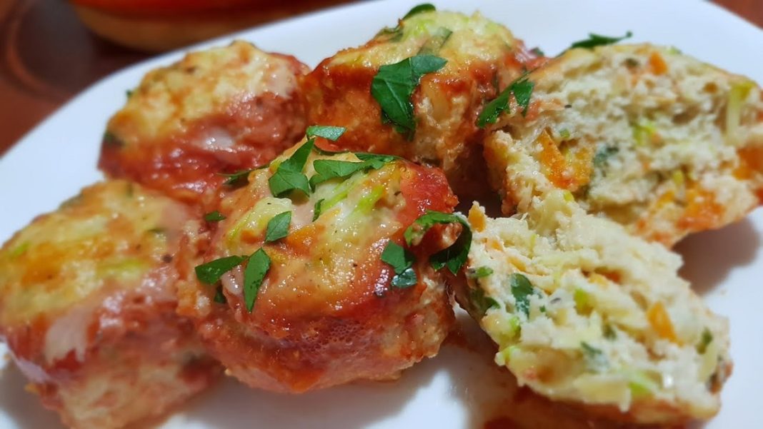 Chifteluțe din piept de pui și dovlecei –  Fragede și suculente