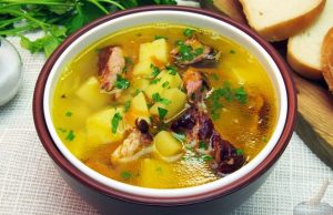 Ciorbiță de cartofi - Rețetă tradițională ardelenească delicioasă