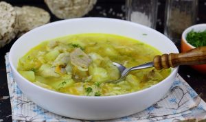 Ciorbiță de pui a la grec - Rețetă tradițională