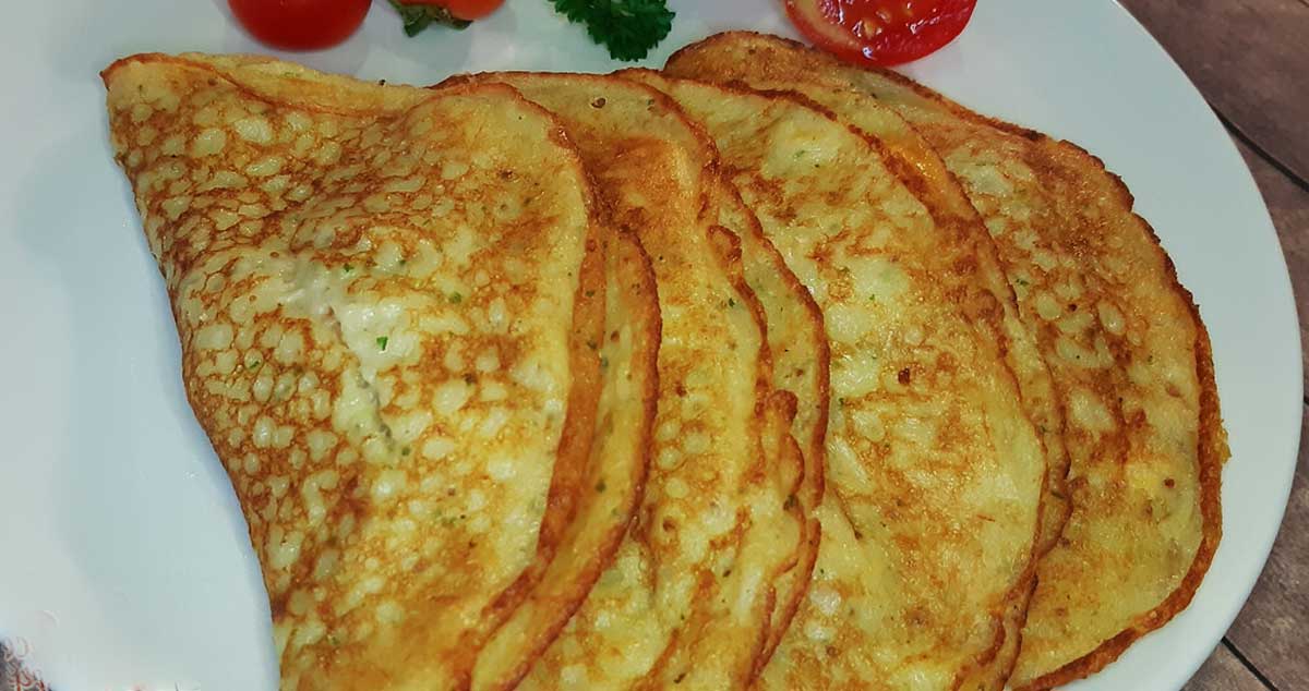Clătite de dovlecel umplute cu piept de pui - un preparat sățios