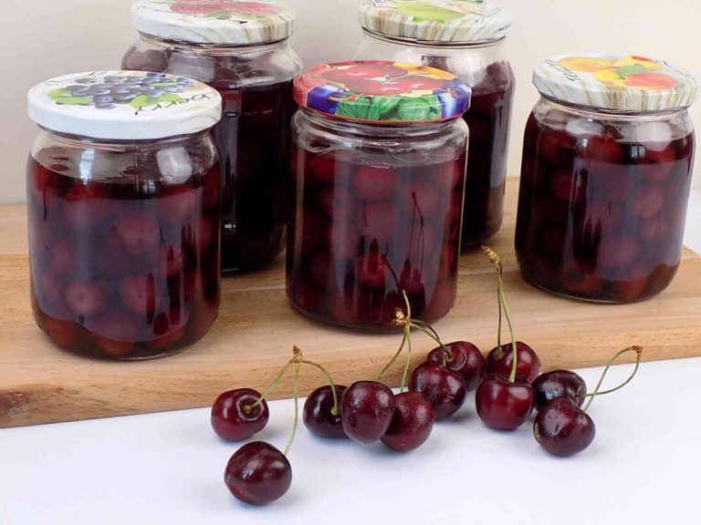 Compot din cireșe fără apă - eu îl fac în suc propriu și este foarte bun