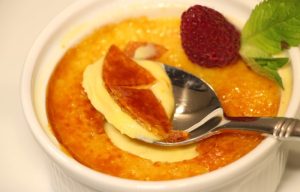 Cremă de zahăr ars - Un deliciu pe care îl poți savura cu întreaga familie