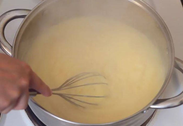 tort cu fructe ingrediente