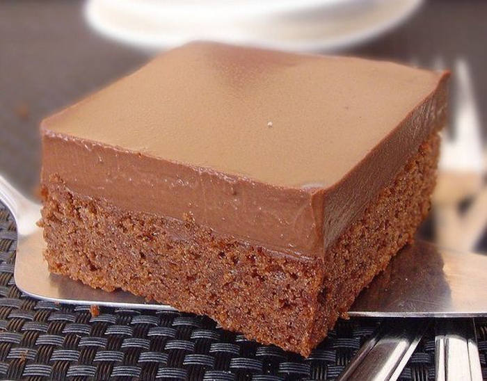 prajitura cu multa ciocolata ingrediente