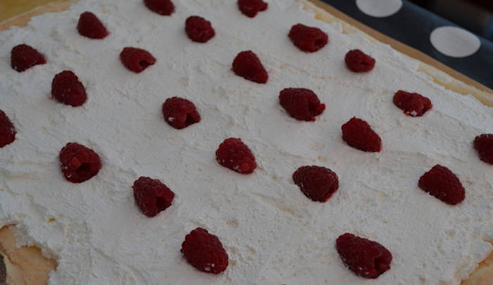 rulada cu zmeura preparare