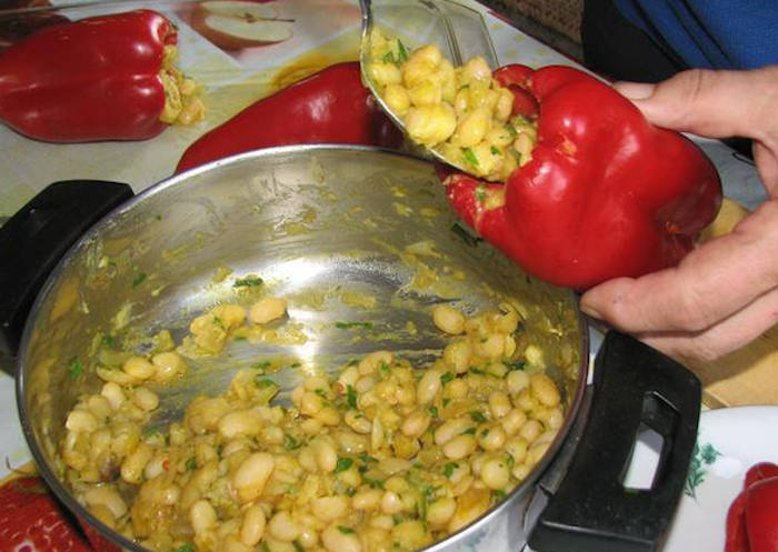 ardei umpluti cu fasole mod preparare