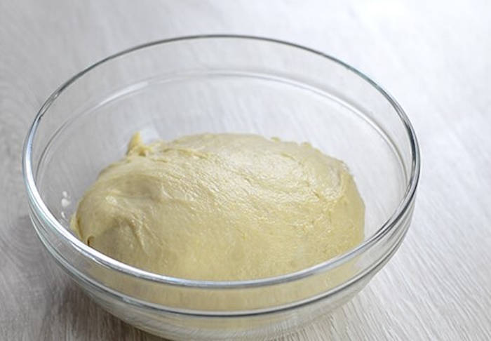 Colaci pufosi aluat