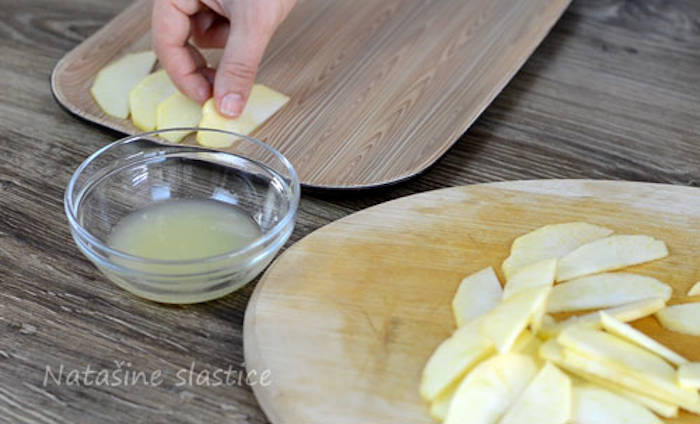 Prajitura cu mere ingrediente