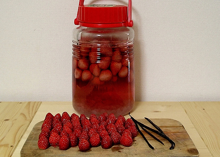 Căpșuni selectate și stropite cu coniac