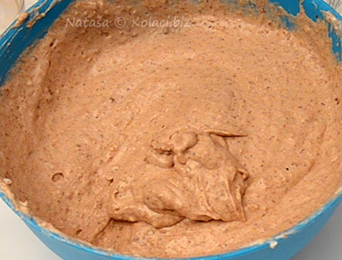 tort cu caramel blat