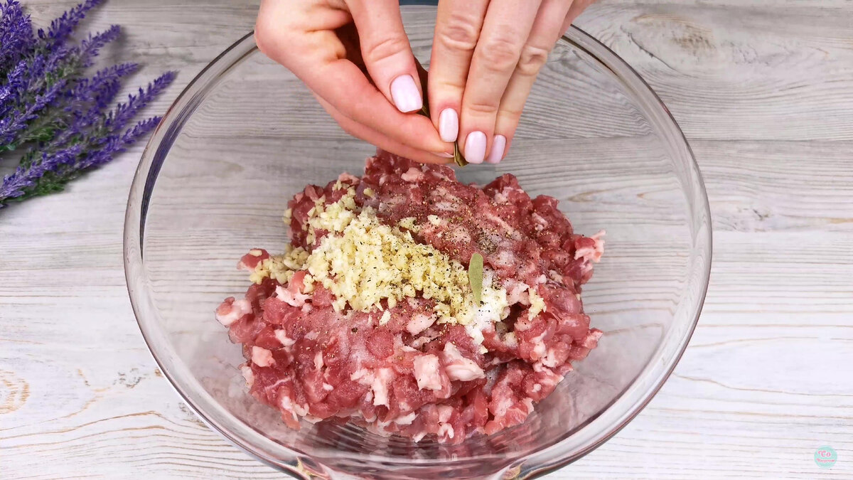 C&acirc;rnați de casă: după rețeta mamei mele