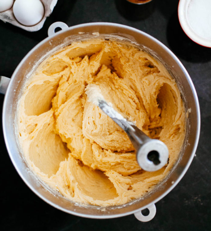 Chec cu sm&acirc;nt&acirc;nă 1