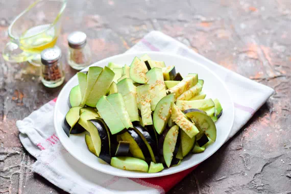 Vinete cu usturoi pentru iarnă foto 2