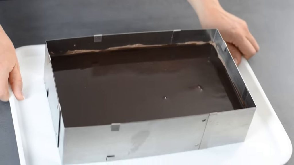 &bdquo;Prăjitura iubirii&rdquo; cu ciocolată și zmeură: desertul perfect pentru aniversări și nu numai