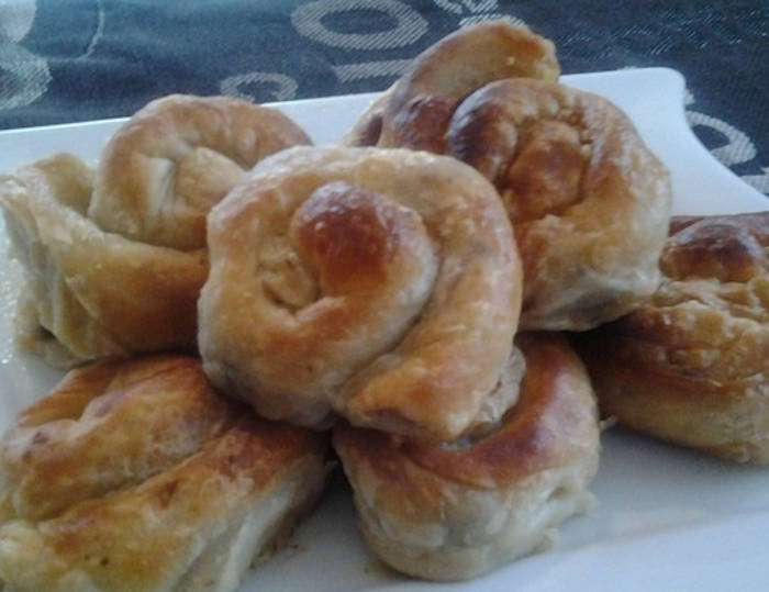 placinte cu carne tocata ingrediente