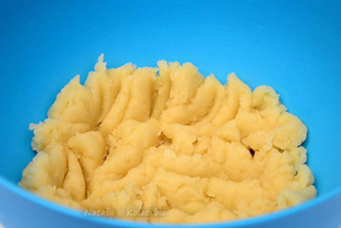 ecleruri umplute aluat