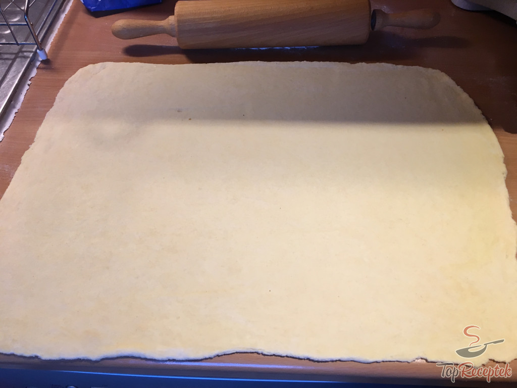 aluat cu unt si smantana