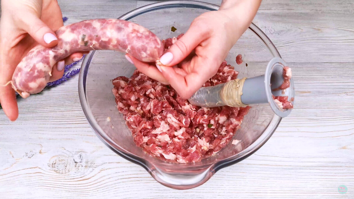 C&acirc;rnați de casă: după rețeta mamei mele