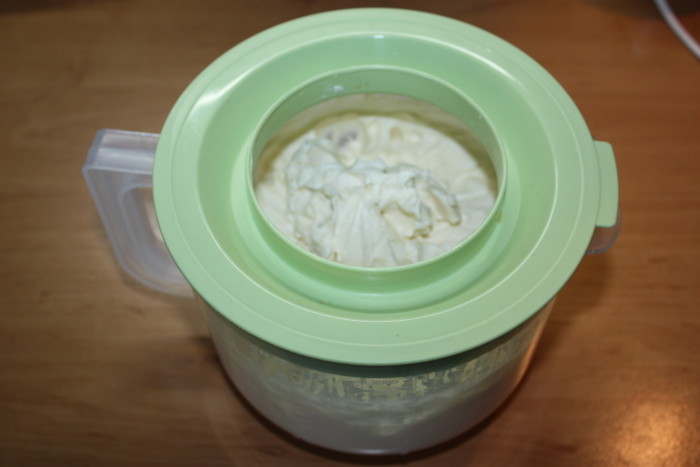 Cremă de caramel cu mascarpone pentru tort Milk Girl