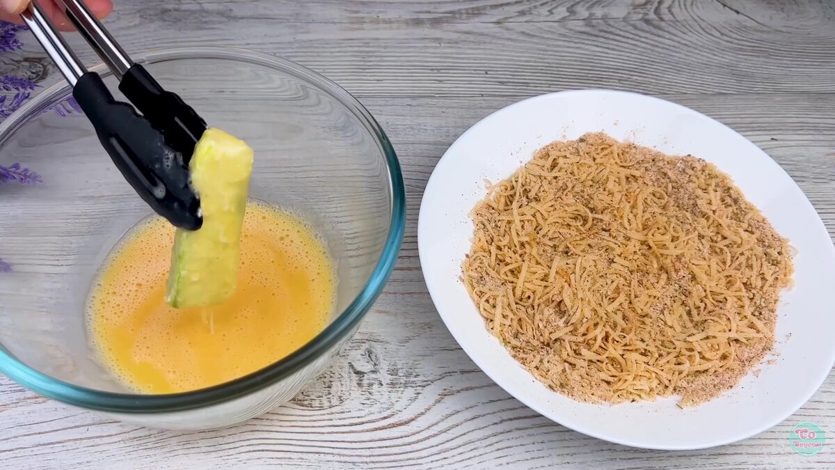 Batonașe crocante de dovlecei: un preparat simplu și hrănitor