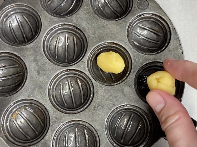 Nuci de casă