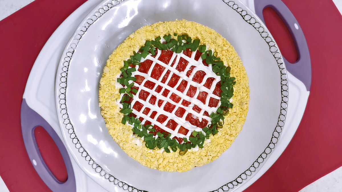 Salată aperitiv &icirc;n straturi