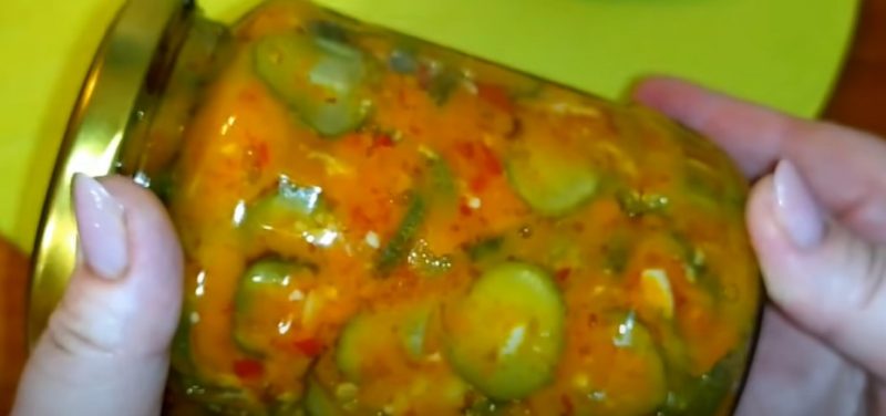 Salată de castraveți "Chantan&eacute;" &icirc;n marinadă picantă. Am conservat 17 borcane pentru iarnă: incredibil de gustoasă