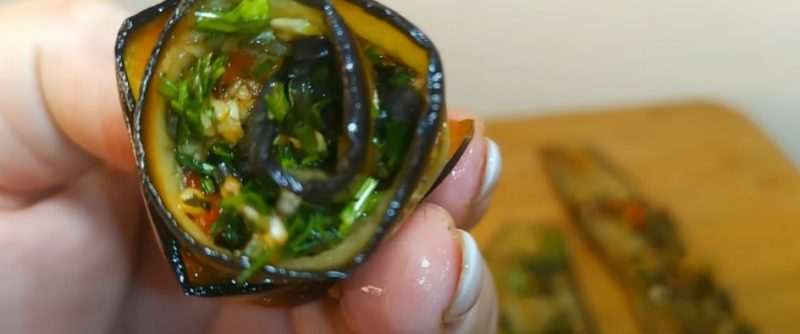 Vinete oltenești la borcan &ndash; gustare at&acirc;t de apetisantă &icirc;nc&acirc;t oric&acirc;t pui, tot e puțin