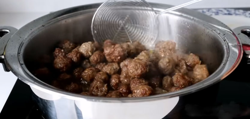 Mancarica legume si chiftele