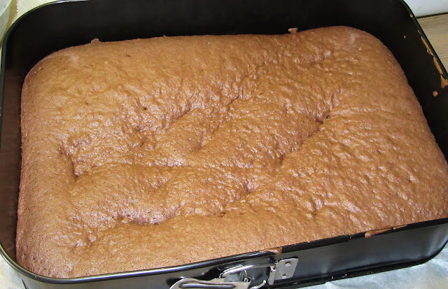  Prăjitură Cappuccino: cremoasă, cu zmeură și cremă delicioasă