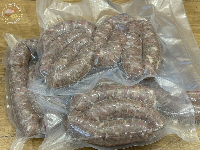 C&acirc;rnați din carne de pui și curcan - trebuie să-i &icirc;ncerci măcar odată