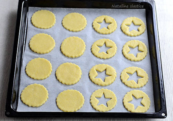 Fursecuri cu lăm&acirc;ie și gem ingrediente