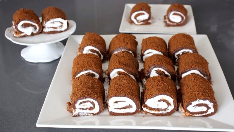 Mini rulade cu budinca